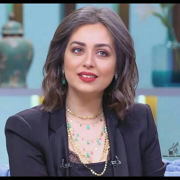 Meet your Posher, Amna - Picture 1 of 1